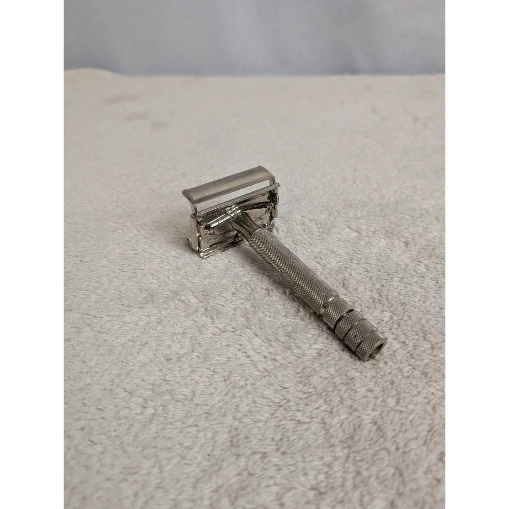 Vintage Gillette Safety‎ Razor Double Edge DE Classic Wet Shaving Tool